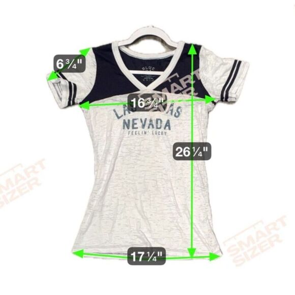 Size Large Y2K Style Las Vegas "Feeling Lucky" V-Neck Shirt - Picture 3 of 3